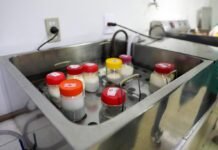 Bancos de Leite Humano de MT distribuem 1.587 litros para recém-nascidos prematuros em 2025