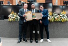 Presidente Max Russi homenageia servidores públicos da ALMT