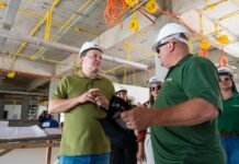 Deputado Max Russi e prefeito Eduardo Babinski vistoriam obras do Hospital Regional de Confresa