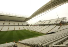 Torcedor é morto por veículo da PM no estádio do Corinthians