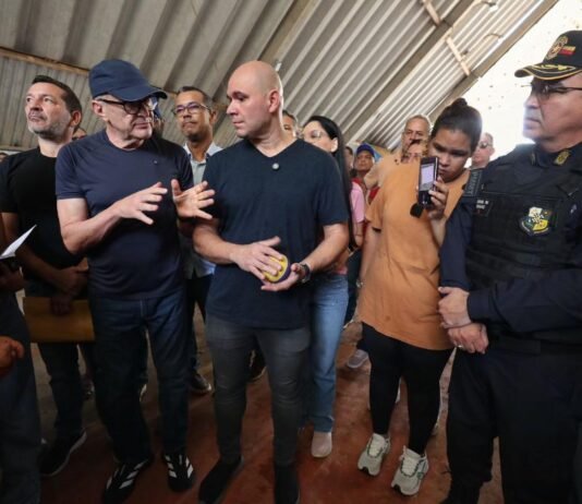 Vice-governador vistoria local que vai receber Ganha Tempo e delegacia no Pedra 90 em Cuiabá