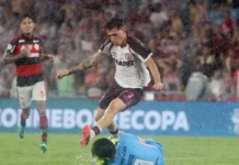 Flamengo luta, mas sucumbe diante do Lanús e perde título da Recopa