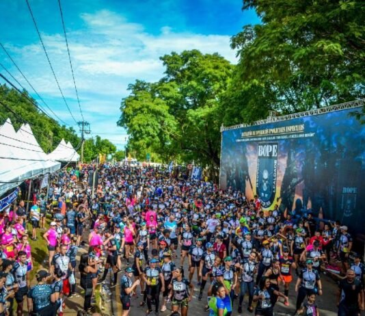 Polícia Militar entrega kits da 10ª edição da Corrida do Bope