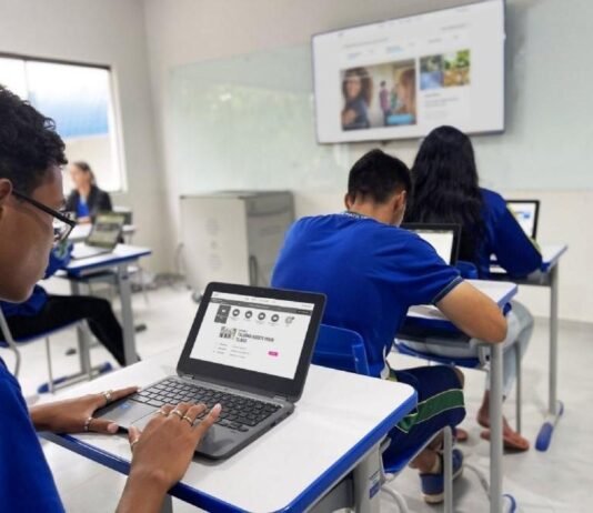 Seduc amplia ensino bilíngue em Mato Grosso com cinco escolas integrais vocacionadas às línguas