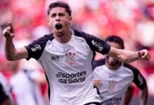 Corinthians vence Flamengo e é bicampeão da Supercopa Rei