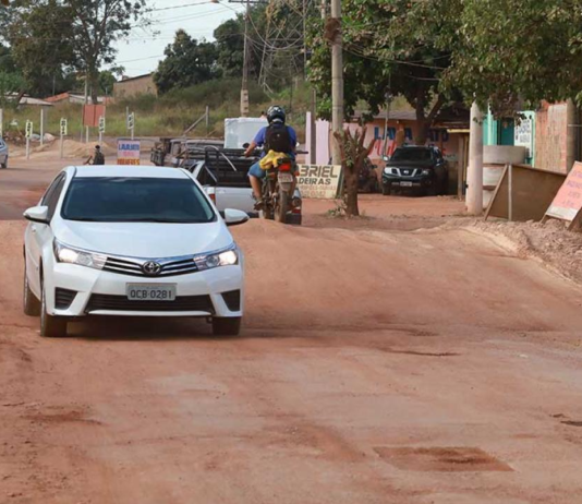 Só um terço dos bairros tem pavimentação 100%