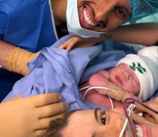 Nasce Filippo, filho de Carol Cabrino e Marquinhos, na França: ‘Bebê arco-íris’