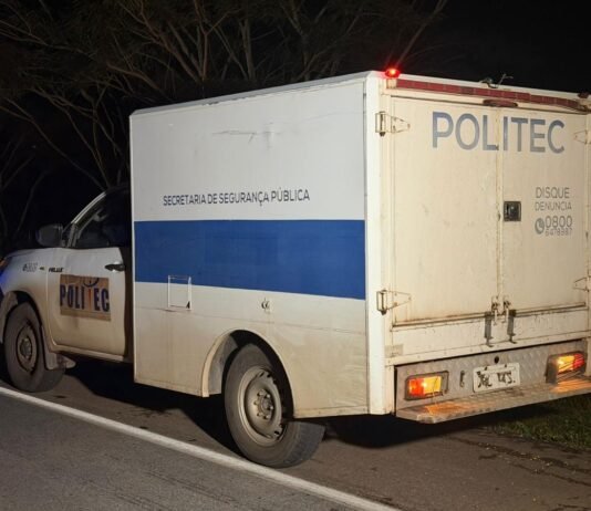 Homem é torturado e morto com 12 facadas dentro de casa