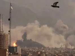 Guerra no Oriente Médio tem mais bombardeios e mortes neste domingo