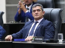 Polícia apreende R$ 200 mil em casas de Elizeu e Cezinha Nascimento