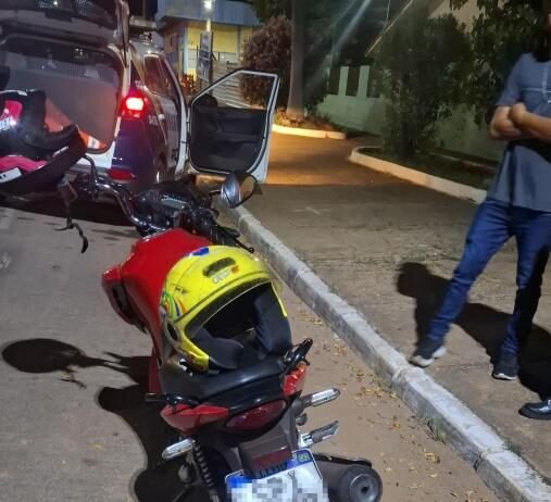 Jovem cai de moto e acaba preso bêbado em cidade de MT