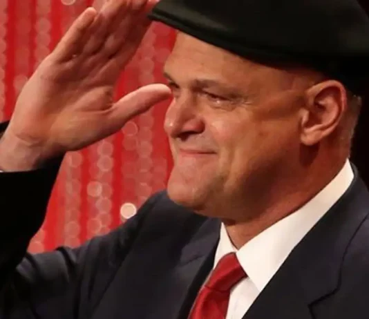 Família se despede de Oscar em cerimônia reservada de cremação