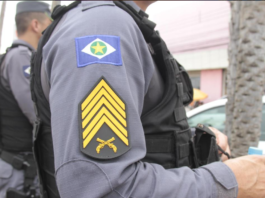 Alunos de 15 anos são detidos após invadir escola, vandalizar salas e pichar facção em Sorriso