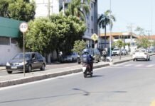 Licenciamento de veículos com placa final 5 vence no dia 31 de maio