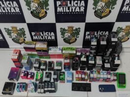 Polícia fecha depósito ilegal e apreende 298 cigarros eletrônicos
