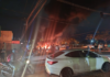 Moradores fecham avenida com pneus em chamas e cobram promessas de prefeita