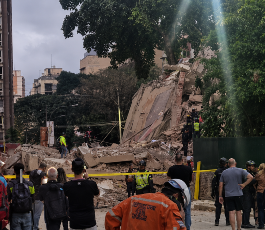Venezuelanos em Cuiabá vivem angústia após terremoto e tentam contato com parentes no país