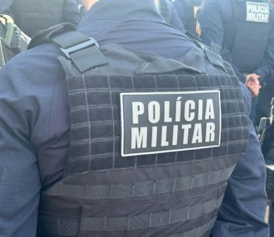 PM prende homens por provocar princípio de incêndio e pichar shopping em Cuiabá