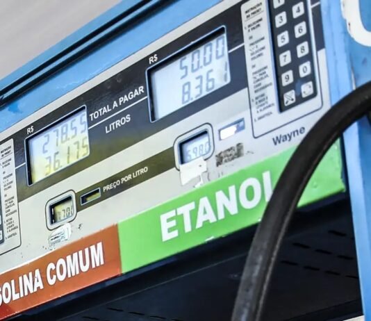 Brasil sentiu menos o aumento do petróleo que outros países, diz Ineep