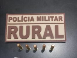 Homem é preso com arma após ameaçar matar o vizinho
