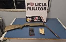 Suspeito de roubo é preso com espingarda e moto em Sinop