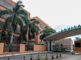 Anvisa proíbe fabricação e venda de 12 produtos de limpeza