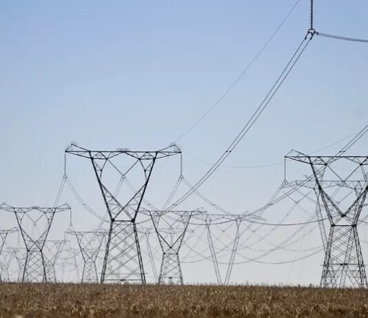 ONS suspende geração excedente de energia pela segunda vez no ano