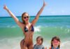 Virginia Fonseca curte dia de praia com as filhas em Miami: ‘A vida presta muito!’