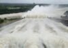 Veja Vídeo – Vazão da Itaipu após abertura de comportas poderia encher 274 piscinas por minuto