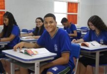 Seduc encerra nesta sexta-feira (23) solicitação de vagas para 2027