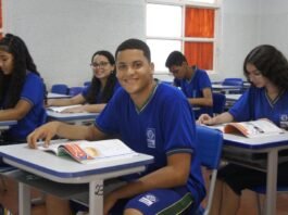 Seduc encerra nesta sexta-feira (23) solicitação de vagas para 2027