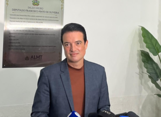 Léo diz que MDB falhou e culpa suplentes pela derrota de Janaina