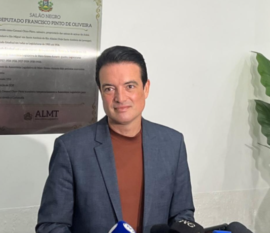 Léo diz que MDB falhou e culpa suplentes pela derrota de Janaina