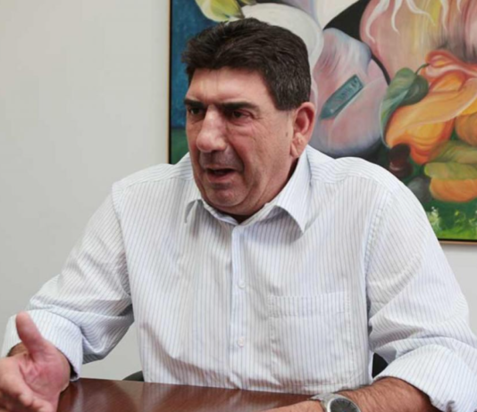 Deputado cobra eficácia da gestão na saúde com foco nos regionais